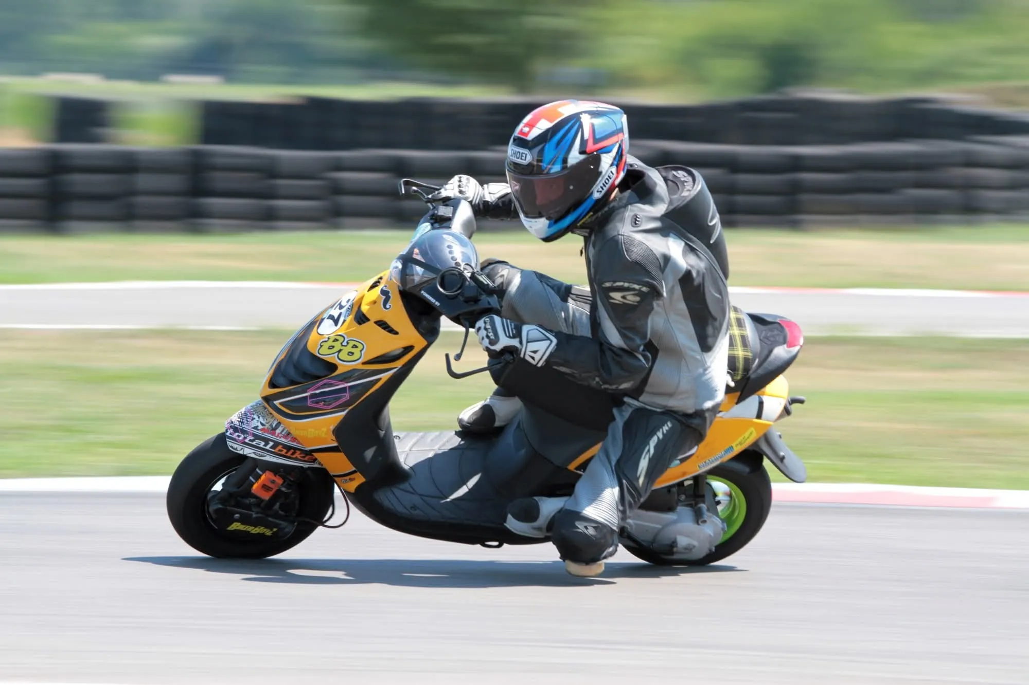 Versenyző akcióban